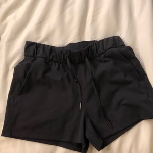 Lululemon size 4 grey on the fly shorts